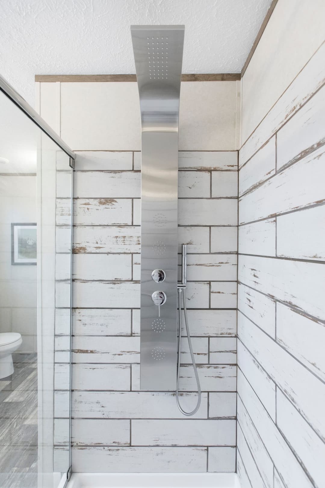 The southern farmhouse 1312 bathroom home features