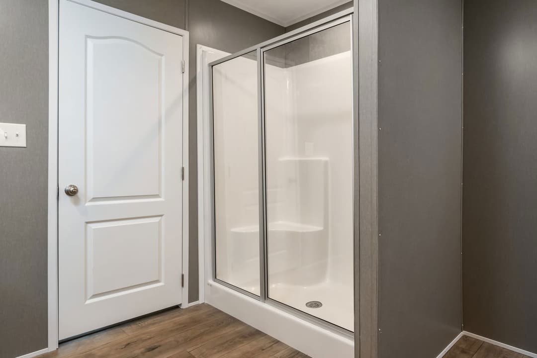 Savannah breeze bathroom home features