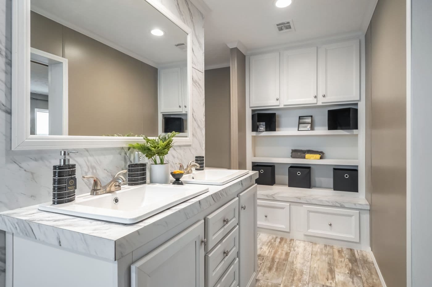 Cascade  home features