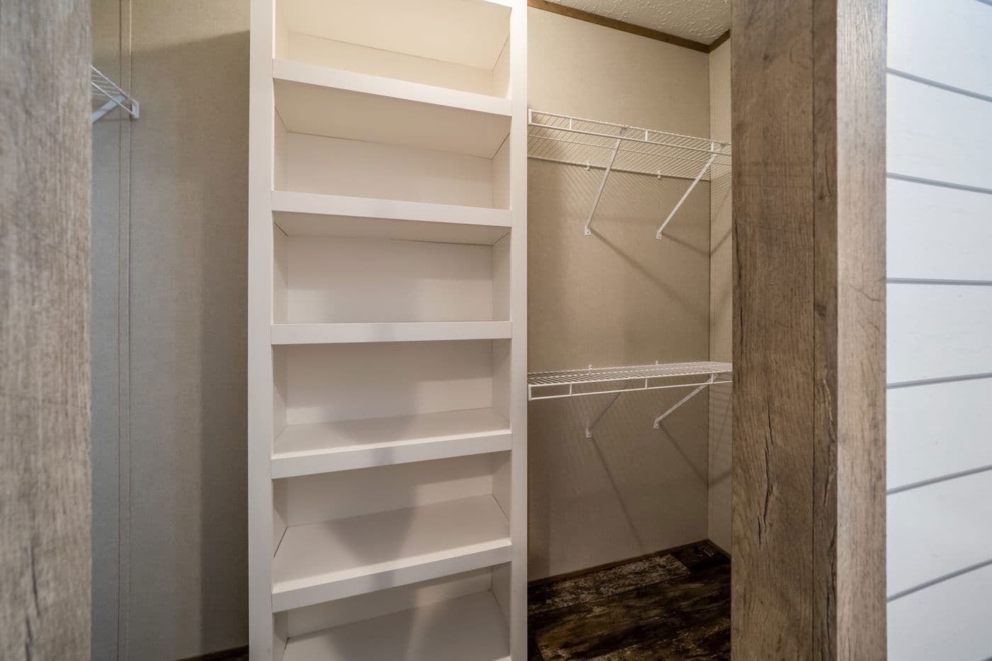 Anniversary entertainer bedroom home features